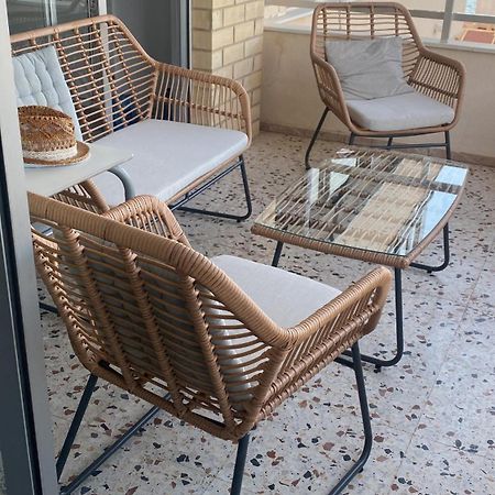 70 Sqm Apartment With Seaview In Arenales Del Sol. Екстериор снимка