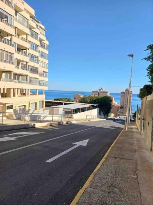 70 Sqm Apartment With Seaview In Arenales Del Sol. Екстериор снимка